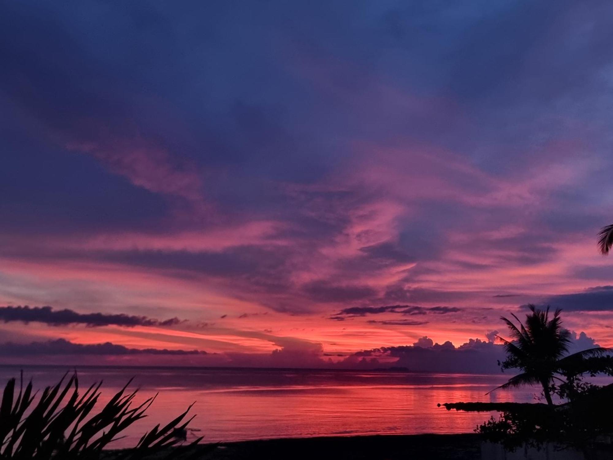 Kobe'S Beachfront Haven Siquijor Εξωτερικό φωτογραφία