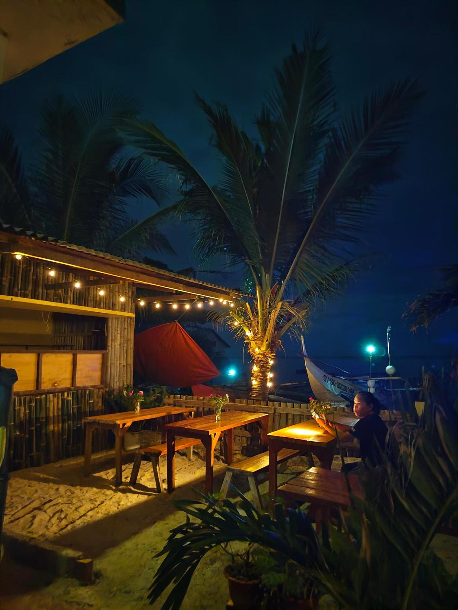 Kobe'S Beachfront Haven Siquijor Εξωτερικό φωτογραφία