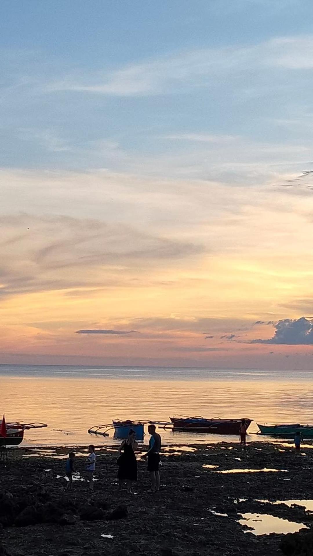 Kobe'S Beachfront Haven Siquijor Εξωτερικό φωτογραφία