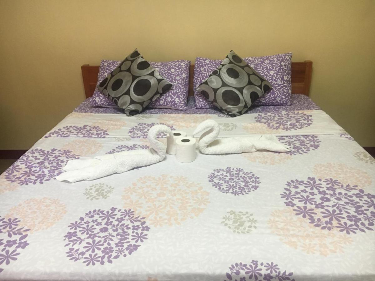 Kobe'S Beachfront Haven Siquijor Εξωτερικό φωτογραφία