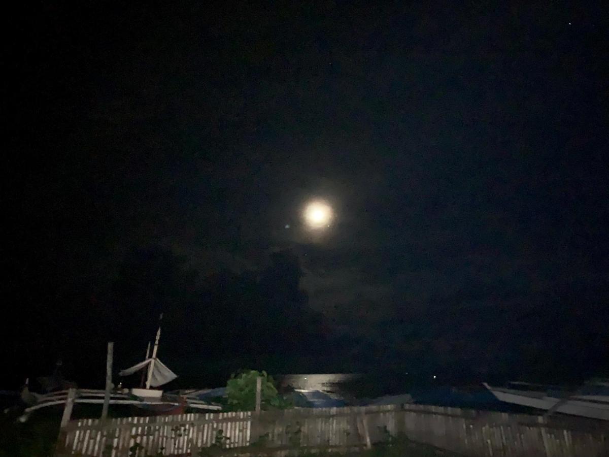 Kobe'S Beachfront Haven Siquijor Εξωτερικό φωτογραφία