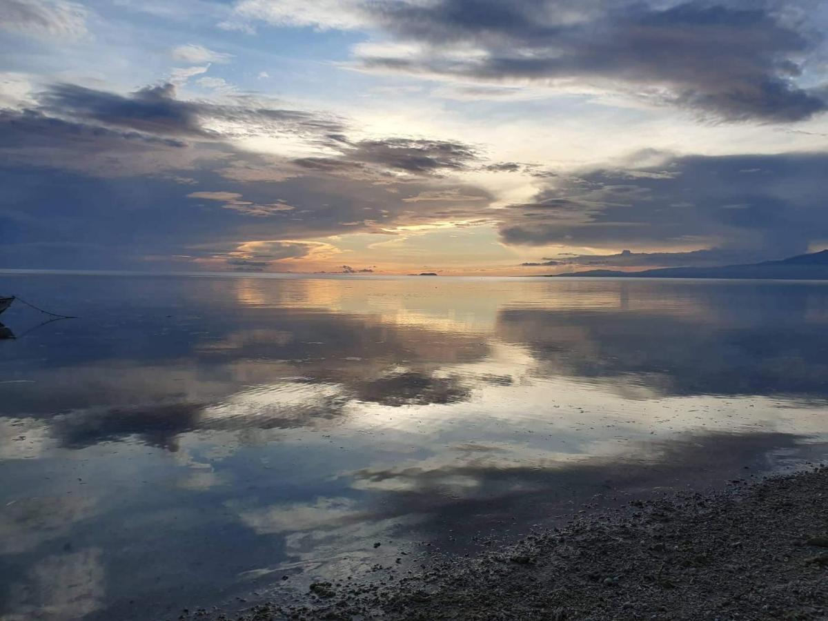 Kobe'S Beachfront Haven Siquijor Εξωτερικό φωτογραφία
